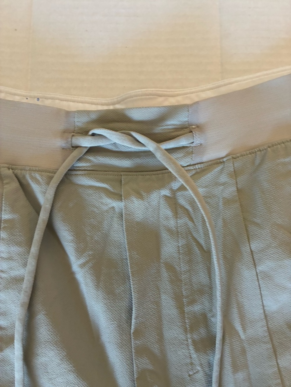 Lululemon Shorts Mens Size 2XL License to Train Linerless Beige Training Gym - Picture 11 of 16